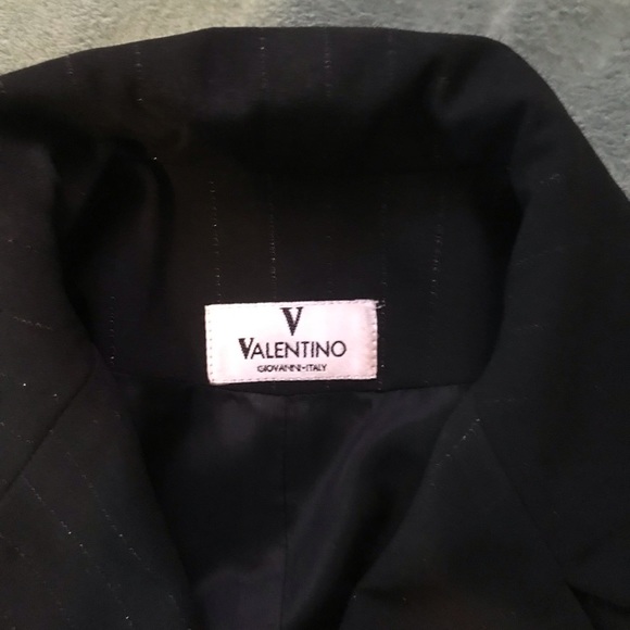 Suit - Picture 2 of 3